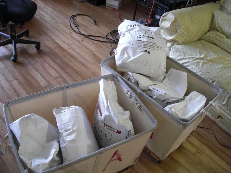 File:ShapeLock 7Bags.JPG